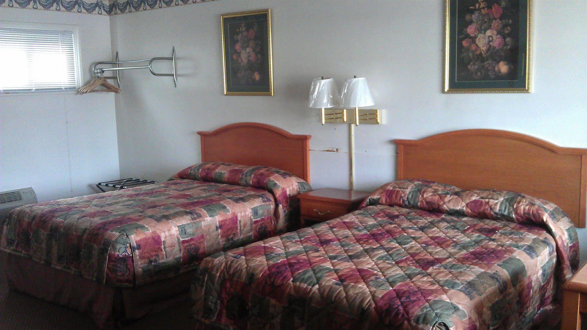 Bassett Motel Williamsburg Extérieur photo
