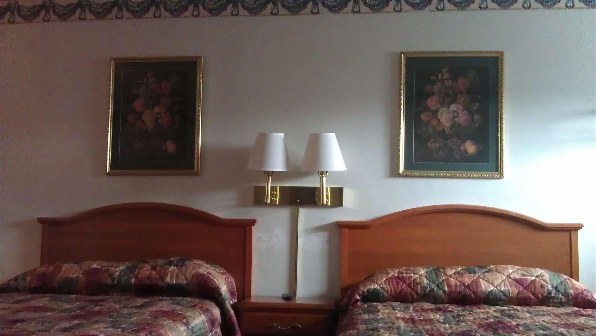 Bassett Motel Williamsburg Extérieur photo