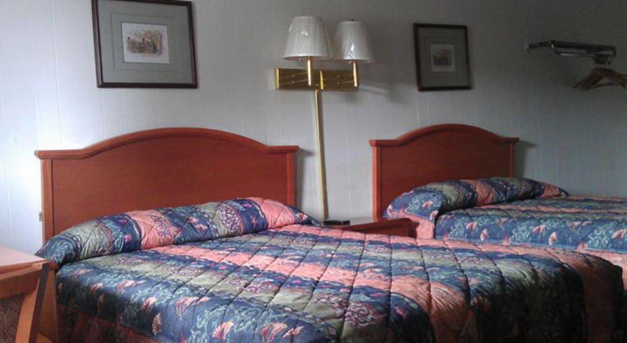 Bassett Motel Williamsburg Extérieur photo